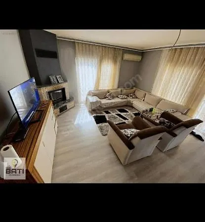 Villa Hotel *